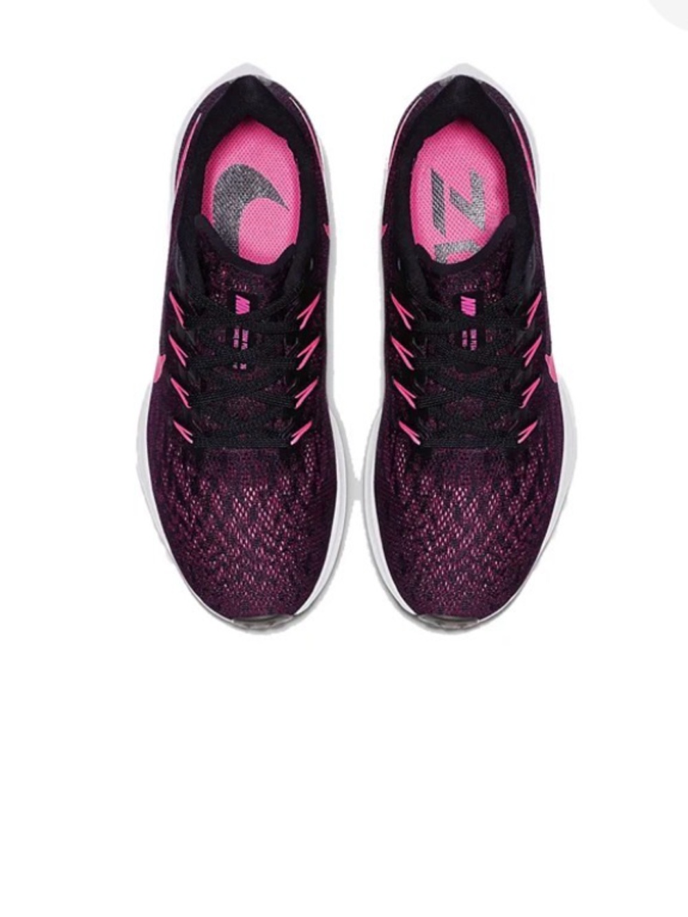 Nike Women’s Black and Pink Performance Running Shoe
